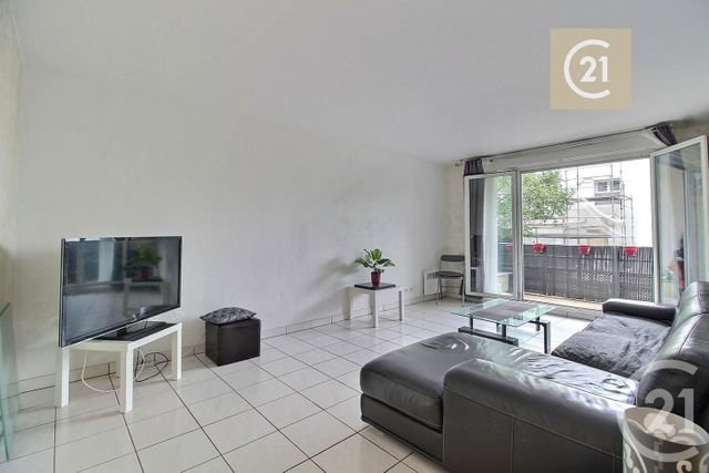 Appartement F3 à vendre - 3 pièces - 56.85 m2 - LIVRY GARGAN - 93 - ILE-DE-FRANCE - Century 21 Ricard Immobilier