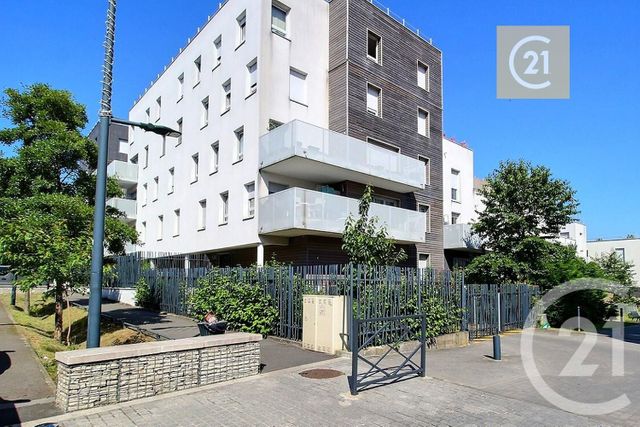 Appartement F3 à vendre - 3 pièces - 56.01 m2 - LES PAVILLONS SOUS BOIS - 93 - ILE-DE-FRANCE - Century 21 Ricard Immobilier